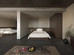 Mangshu Taotangzhiqiu Seaview Hotel