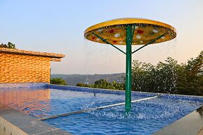 Melody 24 East Resort