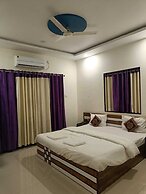 Melody 24 East Resort