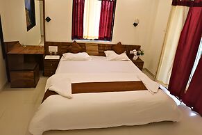 Melody 24 East Resort