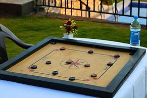 Melody 24 East Resort