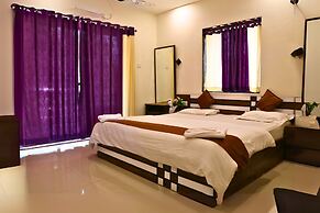 Melody 24 East Resort