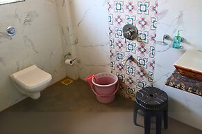 Melody 24 East Resort