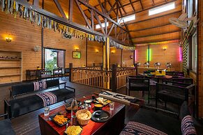 The Hosteller Kasar Devi