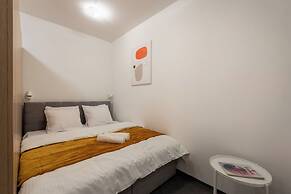 Stylish 3-bedroom apartment with balcony