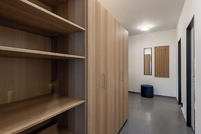 Stylish 3-bedroom apartment with balcony