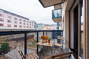 Stylish 3-bedroom apartment with balcony