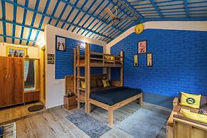 The Hosteller Mussoorie By The Streamside, Kempty