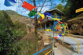 The Hosteller Mussoorie By The Streamside, Kempty