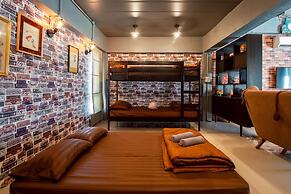 Level TRI pool villa Sattahip