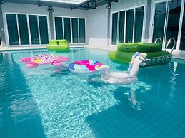 Level TRI pool villa Sattahip