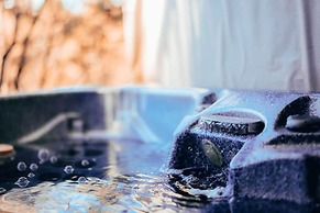 Moonridge Mountain Retreat