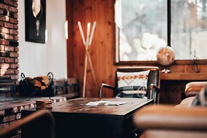 Moonridge Mountain Retreat