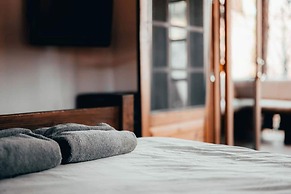 Moonridge Mountain Retreat