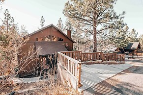 Moonridge Mountain Retreat