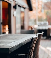 Moonridge Mountain Retreat