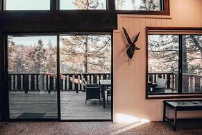 Moonridge Mountain Retreat