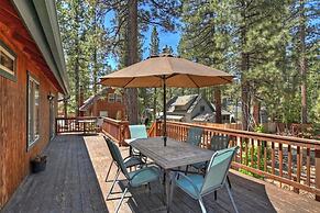 Teakwood Cozy Wood Cabin with Fireplace