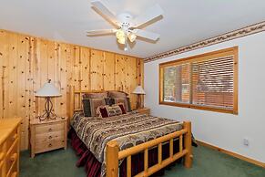 Teakwood Cozy Wood Cabin with Fireplace