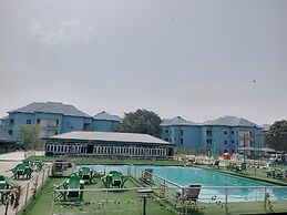 Heroes Luxury Apartments and Suites