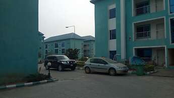 Heroes Luxury Apartments and Suites