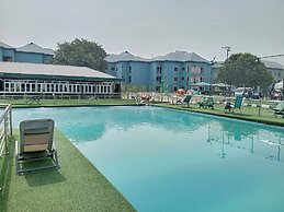 Heroes Luxury Apartments and Suites