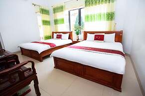 Hoa Binh Tam Dao Hotel