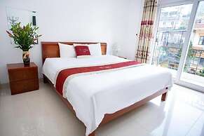 Hoa Binh Tam Dao Hotel