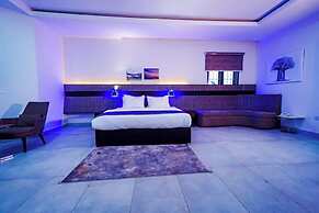 D'Stolz Villa and Hospitality