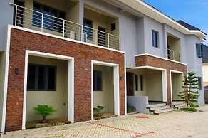 D'Stolz Villa and Hospitality