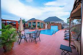 D'Stolz Villa and Hospitality