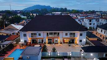 D'Stolz Villa and Hospitality