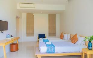 Alhambra Pool Villas & Pool Access Rooms