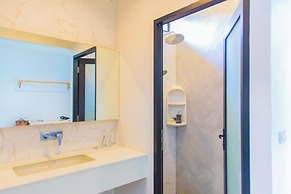 Alhambra Pool Villas & Pool Access Rooms