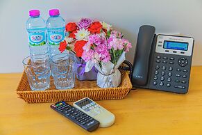 Alhambra Pool Villas & Pool Access Rooms