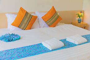 Alhambra Pool Villas & Pool Access Rooms