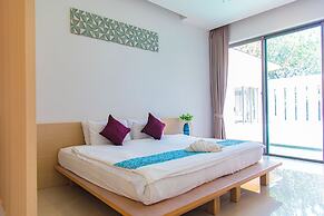 Alhambra Pool Villas & Pool Access Rooms