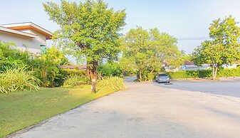 Alhambra Pool Villas & Pool Access Rooms