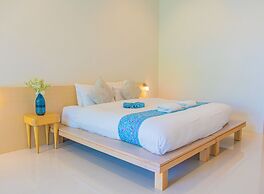 Alhambra Pool Villas & Pool Access Rooms