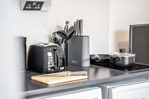 Camberwell High Spec 6-Studio Unit Block