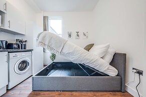 Camberwell High Spec 6-Studio Unit Block