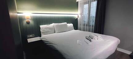 OTTO X Hotel