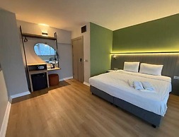 OTTO X Hotel