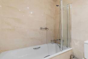 Scenic Apartment in Alcazaba Lagoon Ref M55