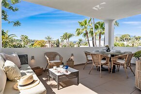 Relaxing Hideaway in Nueva Andaluc a Ref M57