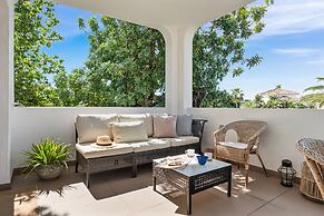 Relaxing Hideaway in Nueva Andaluc a Ref M57