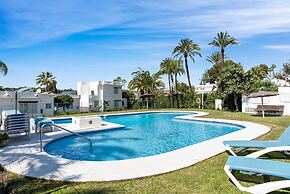 Relaxing Hideaway in Nueva Andaluc a Ref M57