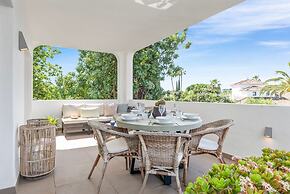 Relaxing Hideaway in Nueva Andaluc a Ref M57