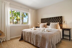 Relaxing Hideaway in Nueva Andaluc a Ref M57