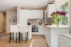 Relaxing Hideaway in Nueva Andaluc a Ref M57